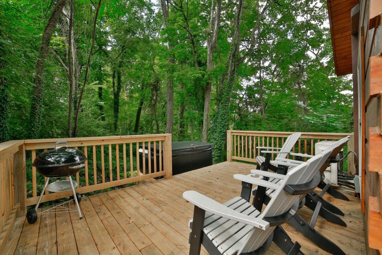 Thomas Forest Tiny With Hot Tub Hébergement de vacances Chattanooga